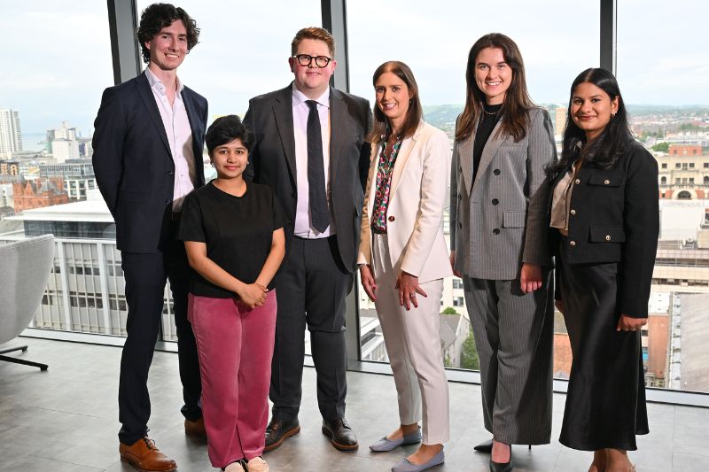 Queen's 18-45 students