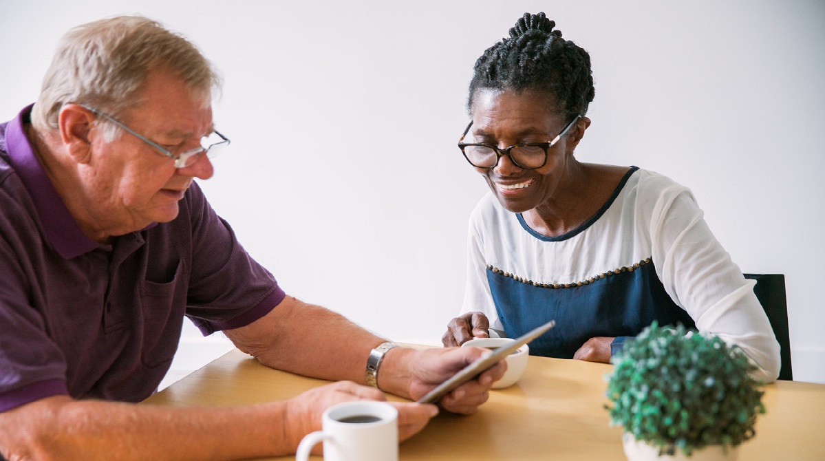 Older People using IPad 1200 x 600 