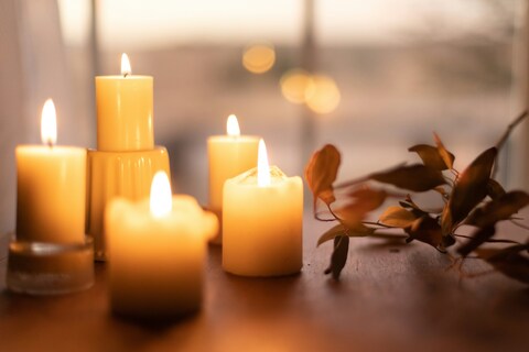 candlelights on table