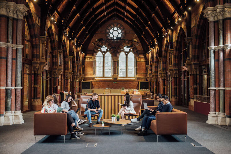 Students sitting together in Graduate School