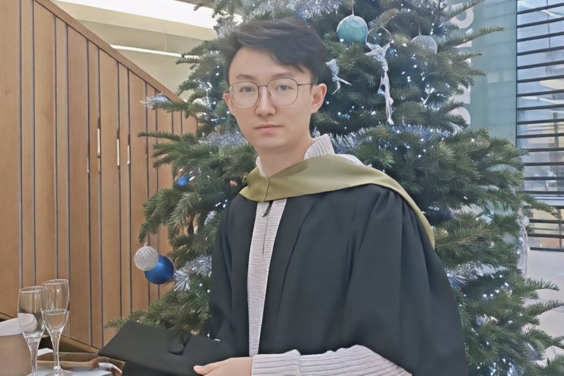 Dr Chen Feng